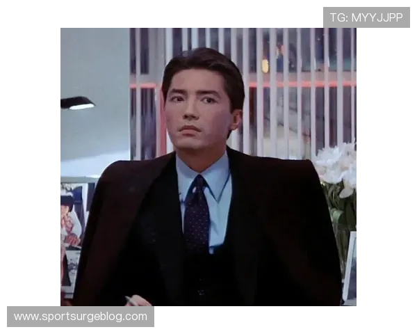 尊龙一人生就是搏：从影坛到人生哲学，尊龙的坚持与勇气的真实写照